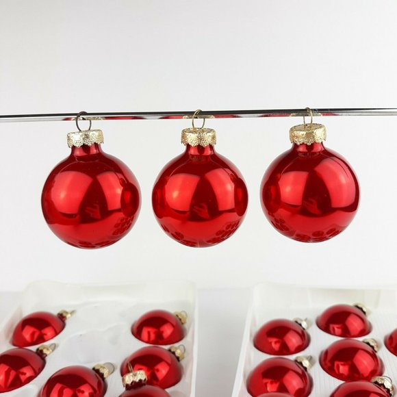 Vintage Visions By Holly Glass Ball Christmas Tree Ornaments Red Made In USA - Picture 7 of 12